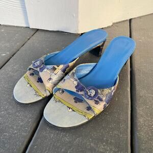 Vintage oriental kitten heels